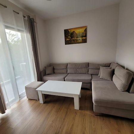 Enes Apartment Tirane Екстер'єр фото