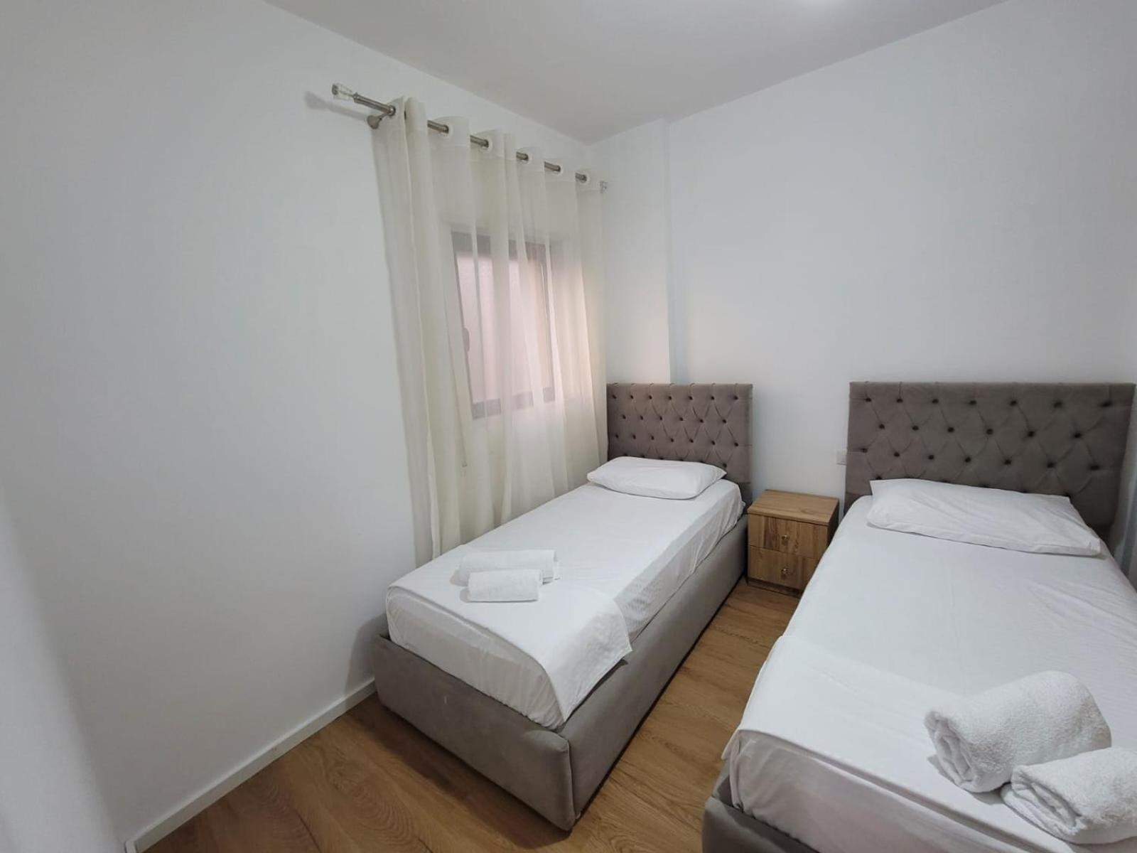 Enes Apartment Tirane Екстер'єр фото